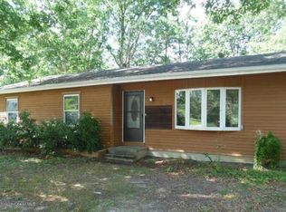 156 Commodore Rd, Manahawkin, NJ 08050