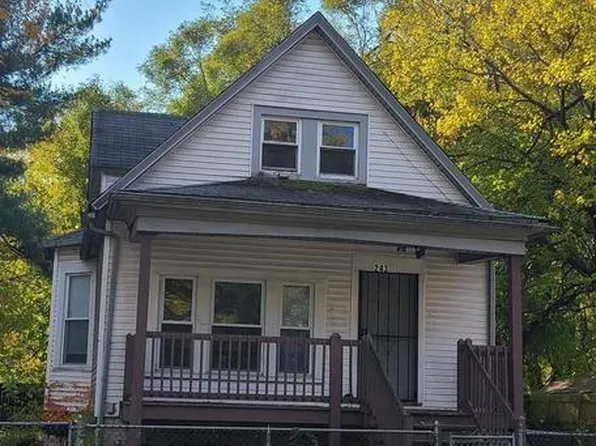 245 W 106th St, Chicago, IL 60628