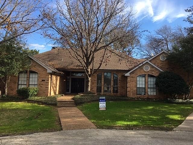 1st image of 454 Moran Dr