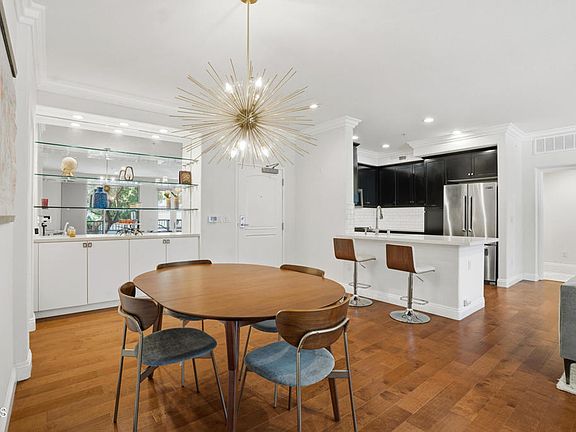 5th image of 629 Traction Ave APT 105