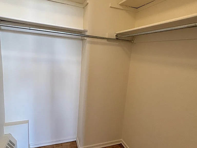 70 McEwen Ave #1106 — Photo 8