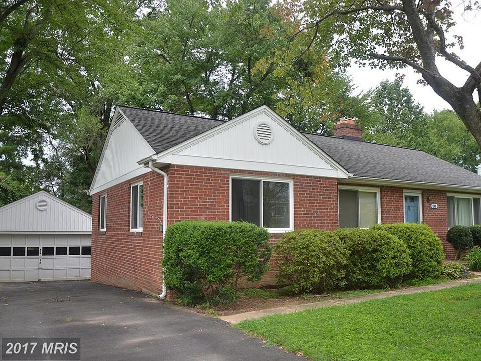 1st image of 2908 Linden Ln