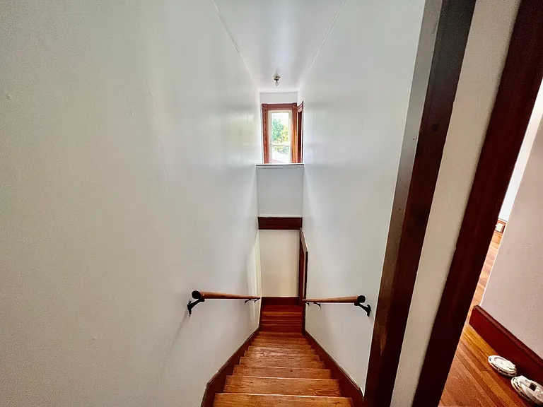 45 Holbrook Ave #6 — Photo 13