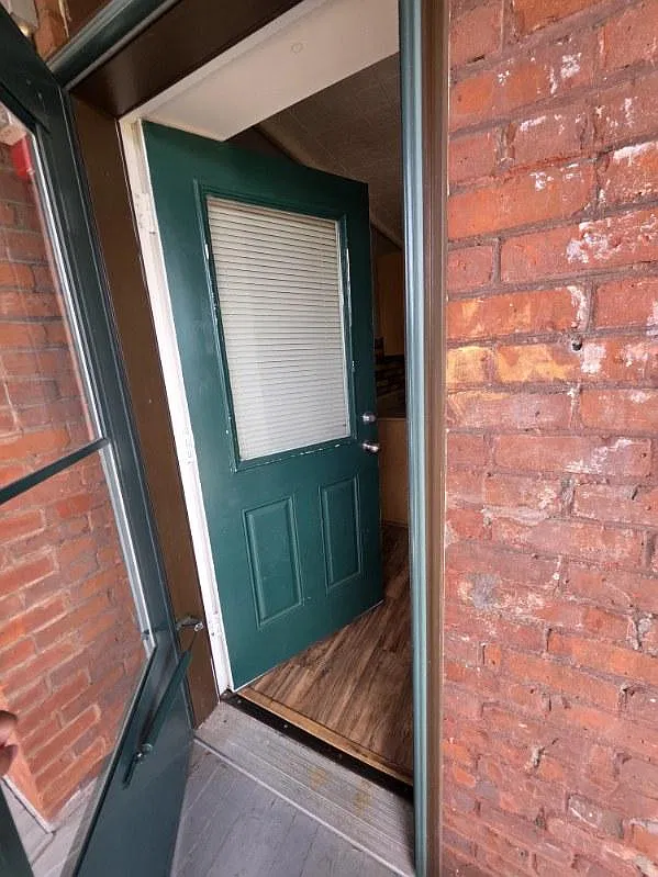 2 bed, 750 sqft, $1,700 — Photo 1