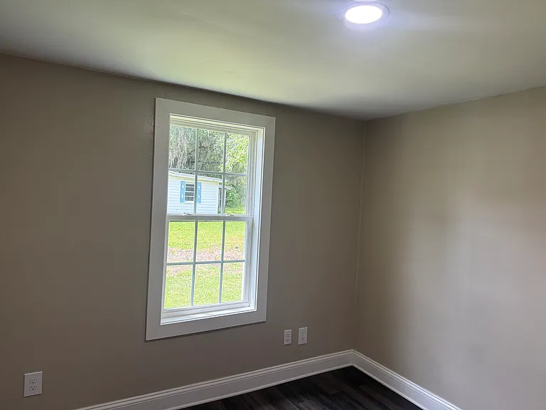 6244 New Jesup Hwy — Photo 8