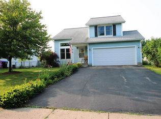 6 Cheshire Ln, Rochester, NY 14624