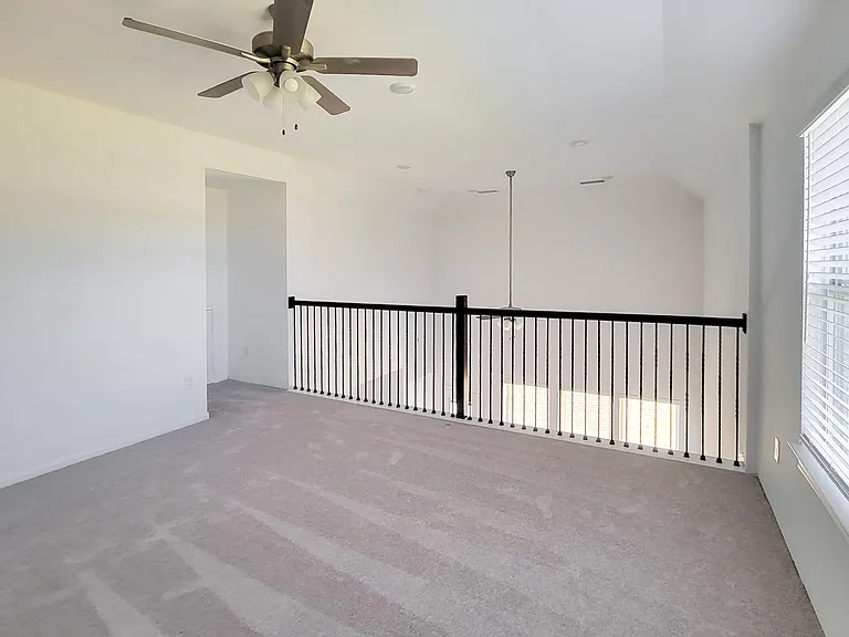 25737 Damask Dr — Photo 26