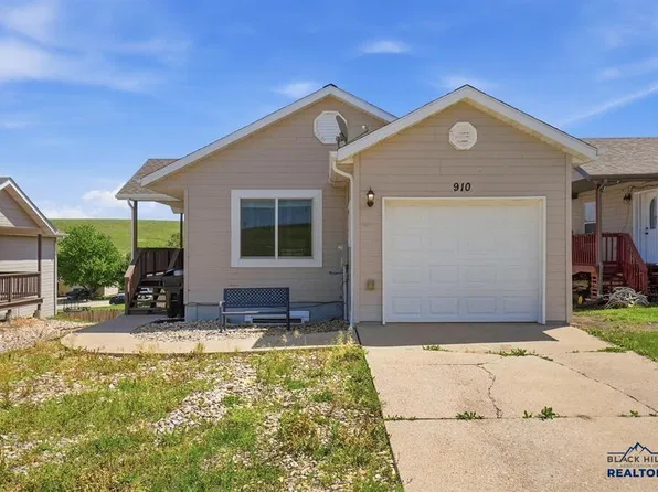 910 Heritage Dr, Spearfish, SD 57783