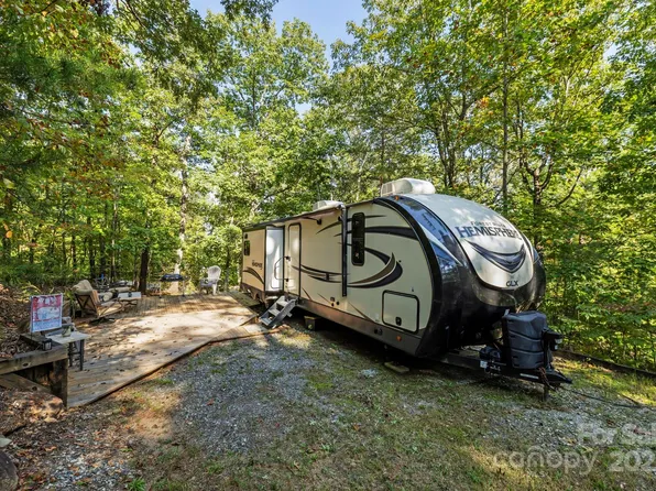 394 Doves Way, Lake Lure, NC 28746