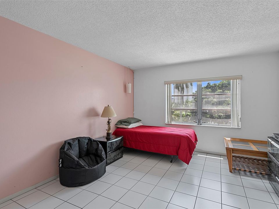 1st image of 400 Diplomat Parkway #403