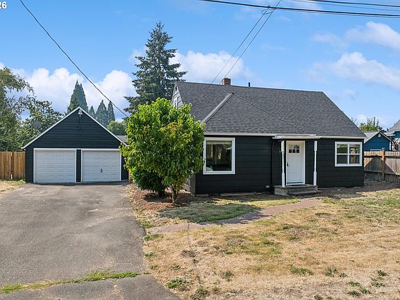 2nd image of 1730 SE Maple Ct