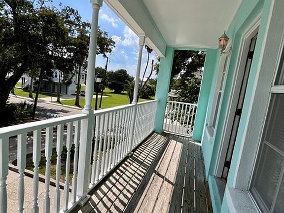 3rd image of 1496 Beach Blvd APT A