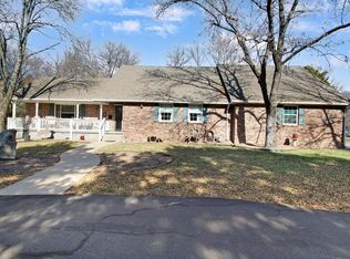 3207 Southern Ave, Parsons, KS 67357
