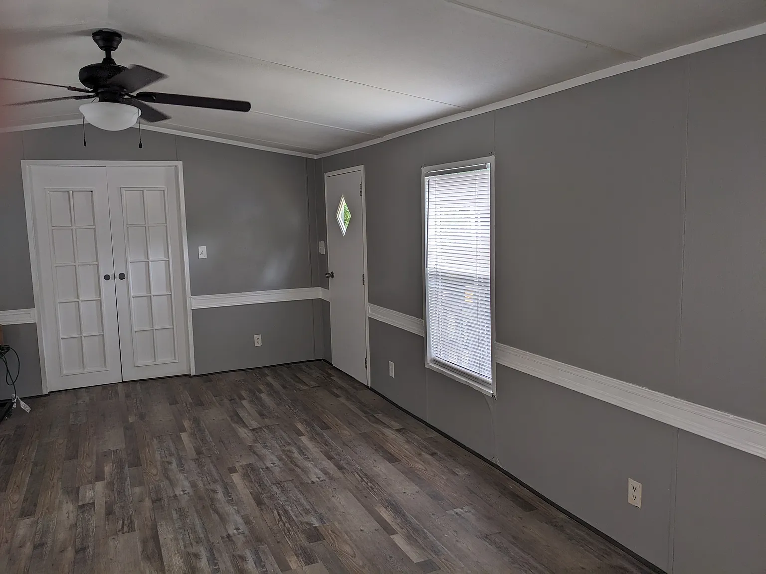 2 bed, 1065 sqft, $925 — Photo 2