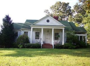 456 W Main St, Decaturville, TN 38329