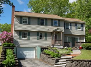 28 Nightingale Rd, Nashua, NH 03062