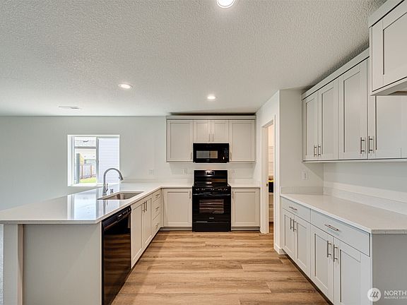 4th image of 2008 Henderson Way