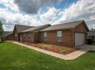 2801 Boulder Ct, Jeffersonville, IN 47130