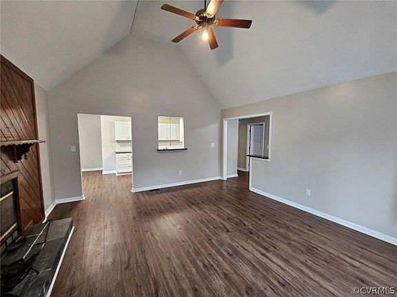 5th image of 24306 Gaydell Dr