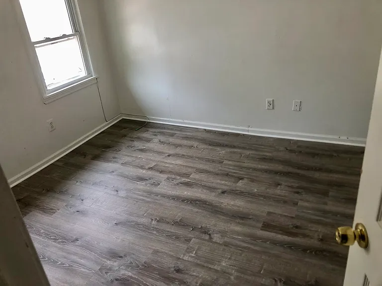 504-506 Wilmot Ave #2 — Photo 7