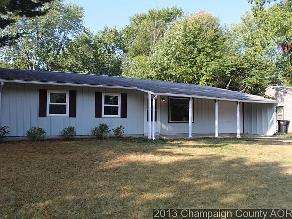 1401 Briarwood Dr photo 1