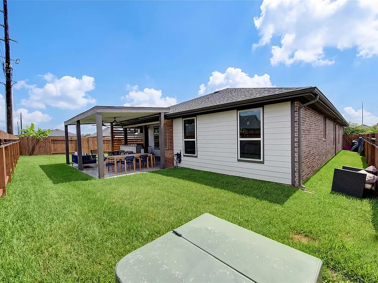 3306 Black Gore Creek Dr — Photo 33