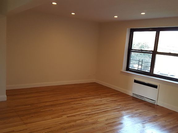 2nd image of 7520 Bell Blvd #2F