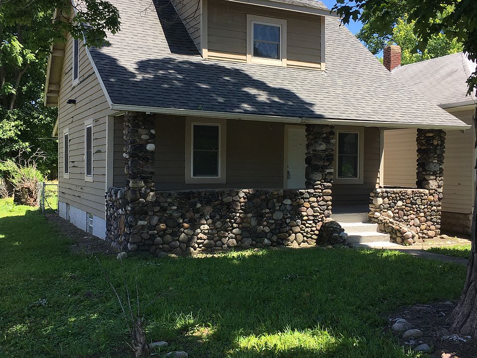 1st image of 3275 Winthrop Ave