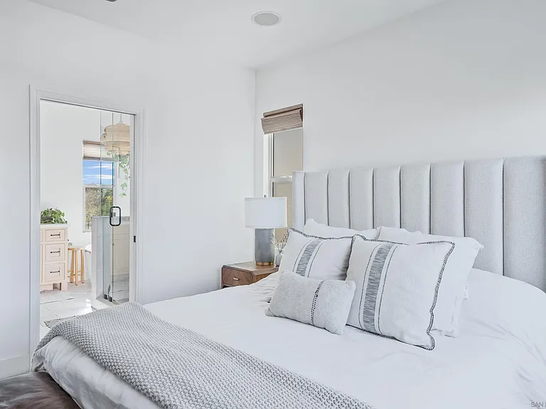 669 Calypso Pl — Photo 26