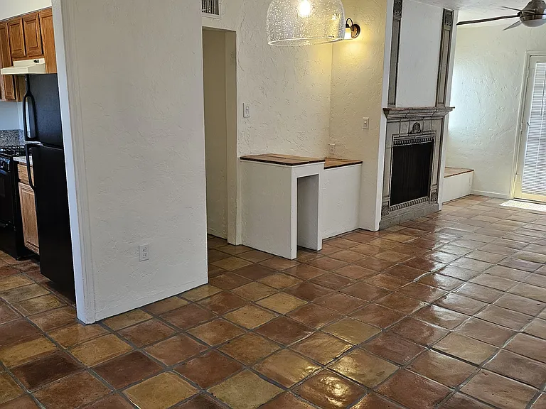 318 N Fremont Ave #2 — Photo 4