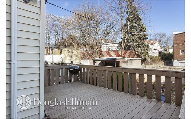 Sold by Douglas Elliman | media 3