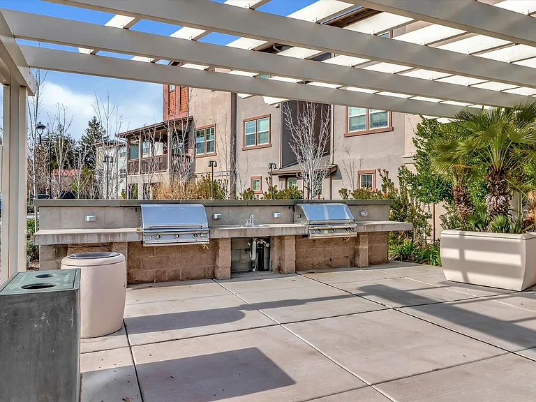 3086 Via Siena Pl — Photo 42