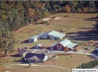 165 Tall Pine Rd, Hartselle, AL 35640