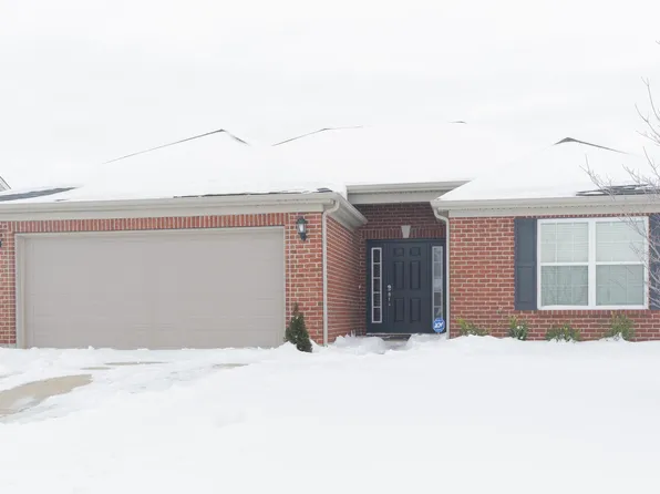 5919 Brookstone Dr, Newburgh, IN 47630