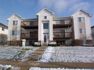 6500 Creekside Dr NE UNIT 6, Cedar Rapids, IA 52402