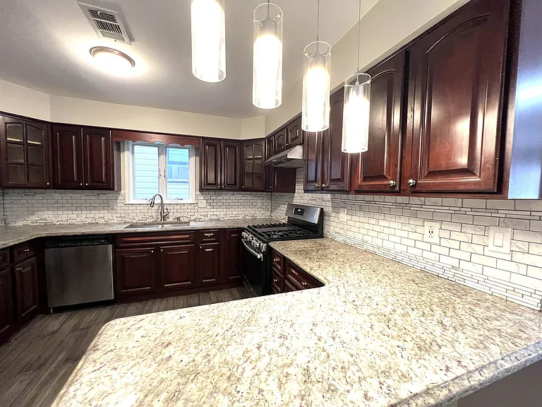 25 Wallis Ave #1 — Photo 10