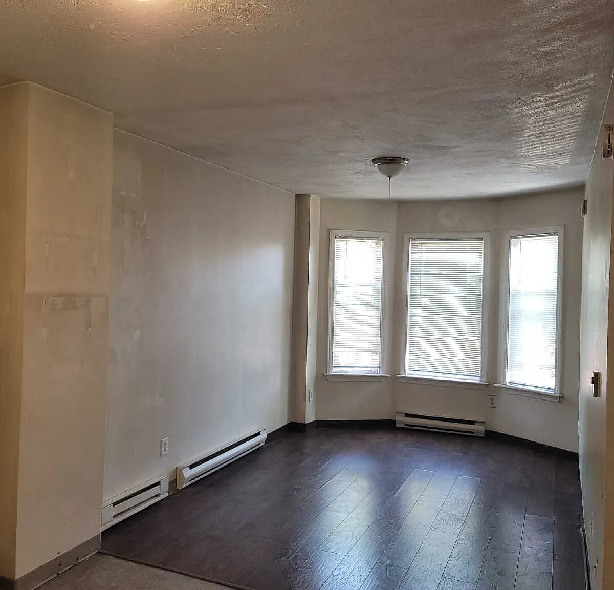 Studio, 1.0 bath, $1,800 — Photo 3