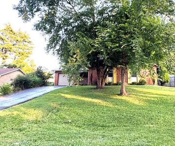 105 Whitney Ave, Lawrenceburg, KY, 40342