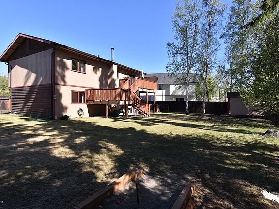 5th image of 383 Droz Dr