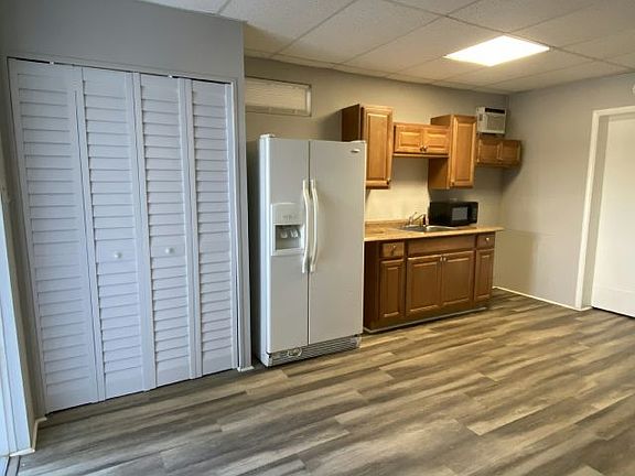 2nd image of 2 Barbara St #87