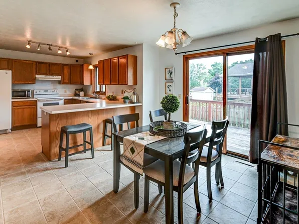 1340 Terapin Trl, Janesville, WI 53545