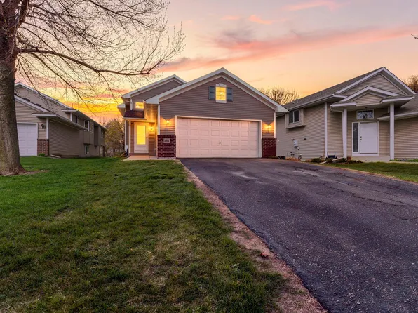 141 Garner Cir, Montrose, MN 55363