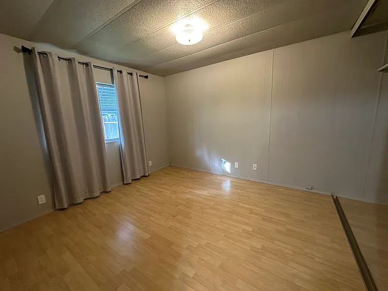 10012 Overlook Dr NW — Photo 5