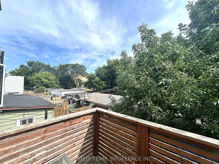 35 Rushbrooke Ave #UPPER — Photo 12