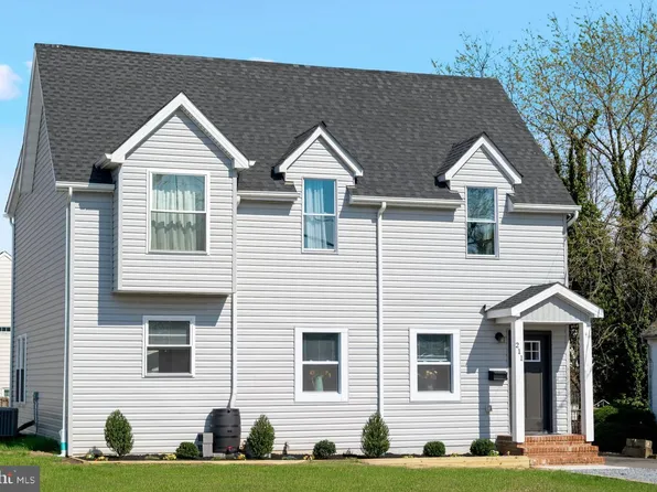 211 N Hammonds Ferry Rd, Linthicum, MD 21090