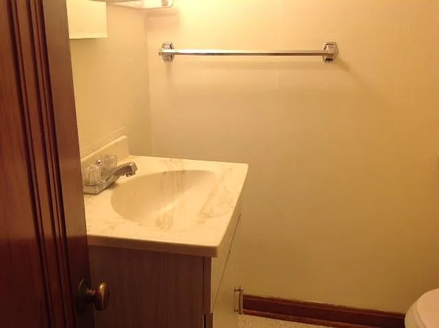 4551 Grayton Rd — Photo 23