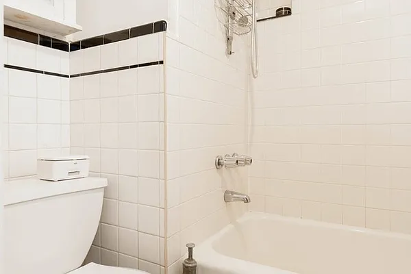 Rented by Brooklyn Real Estate Services | media 10