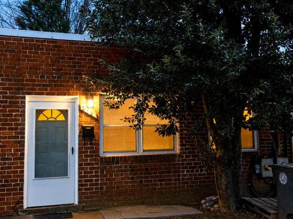 213B N Adams St, Rockville, MD 20850