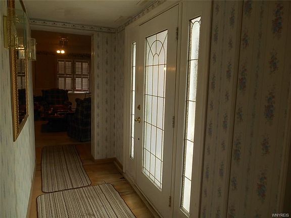 2nd image of 1435 Underhill Rd