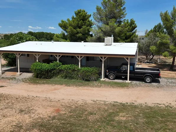 24330 E Navajo Trl, Benson, AZ 85602